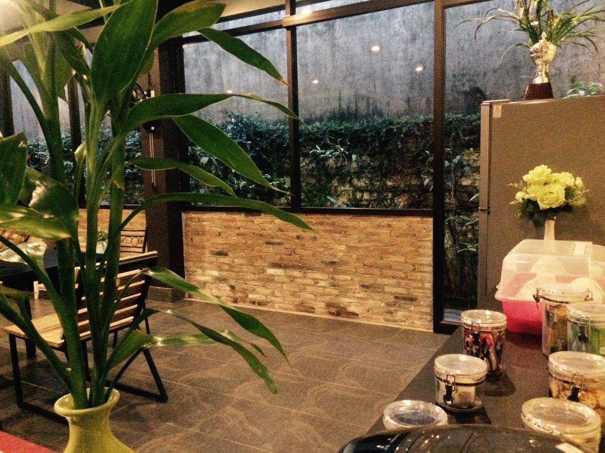 Mo De Loft Hotel Talat Yai Buitenkant foto